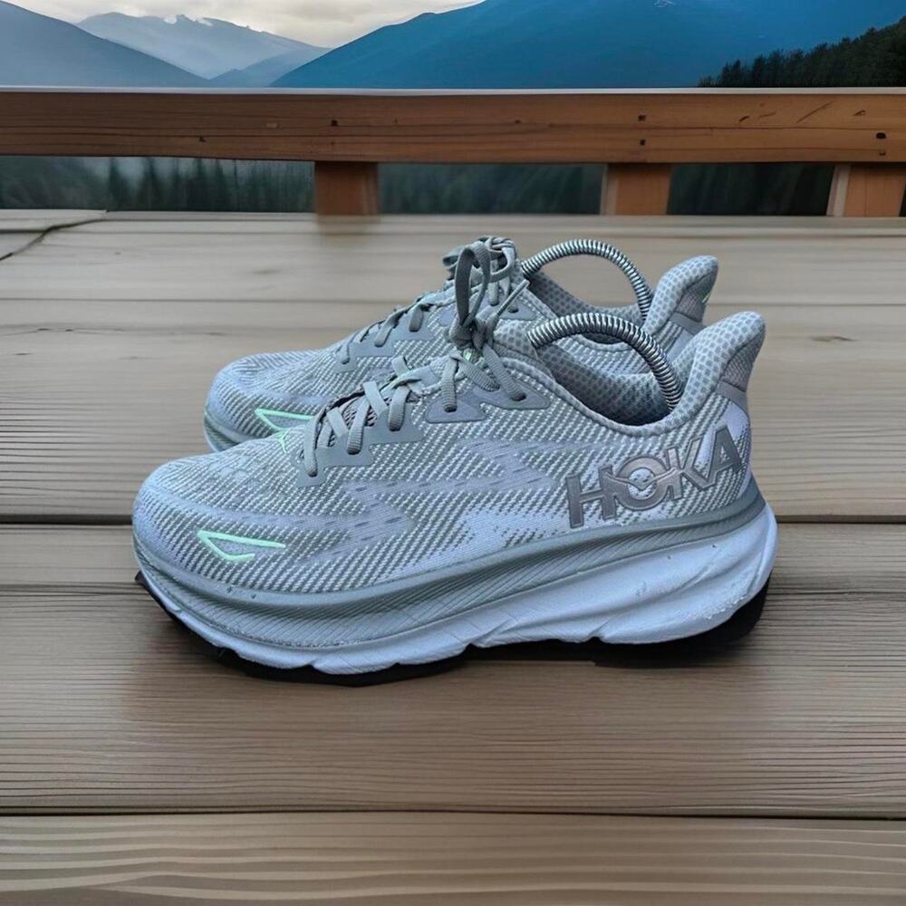 Hoka One Clifton 9 Men’s Shoes Size 9 D Green Style Code : 1127895 OHMR Sneakers
